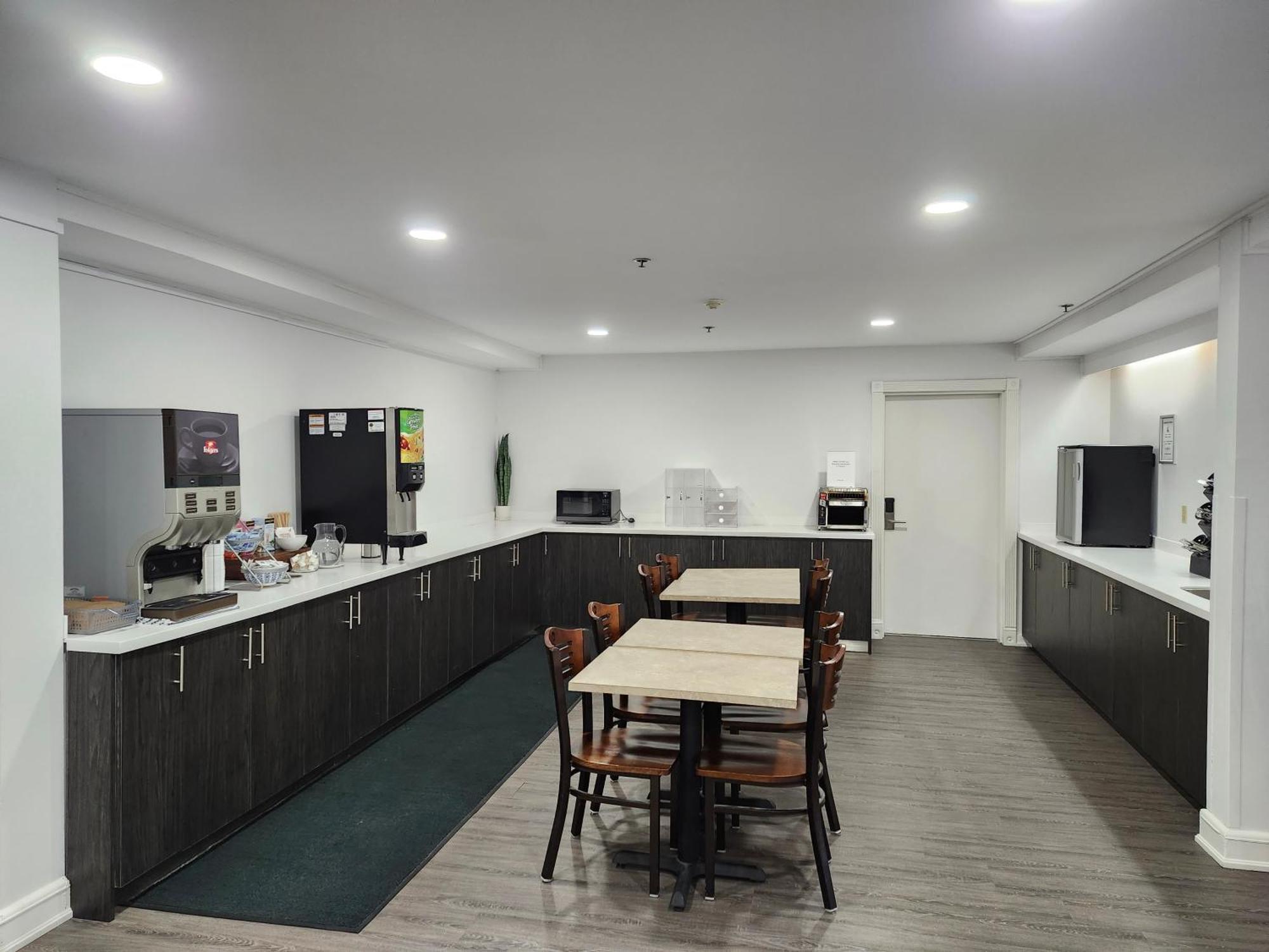 Travelodge Suites By Wyndham Saint John Kültér fotó